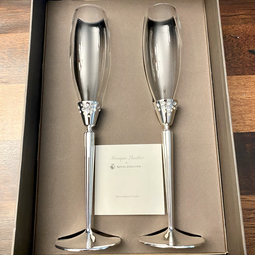 Monique Lhuillier champagne flutes